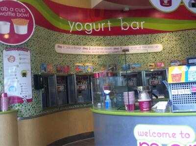 Menchie's Frozen Yogurt