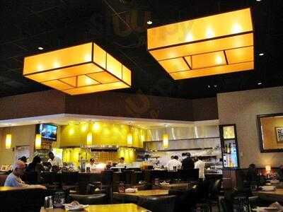 California Pizza Kitchen City Line, Philadelphia