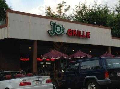 Jo's Grille