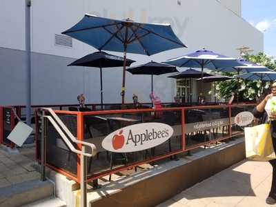 Applebee's Grill + Bar, Bronx