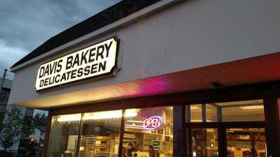 Davis Bakery & Delicatessen, Cleveland