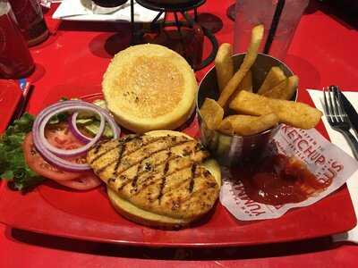 Red Robin Gourmet Burgers, Tampa