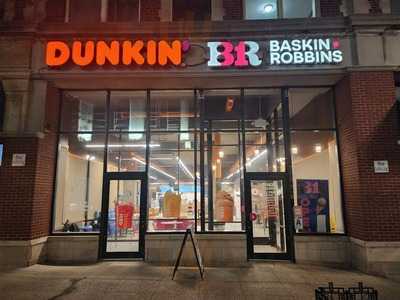 Dunkin', Milwaukee