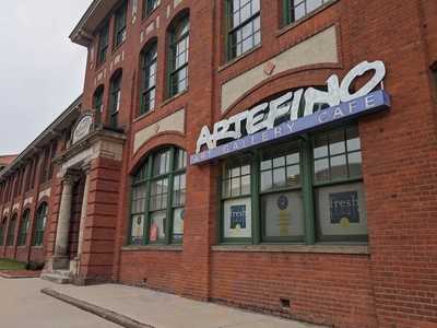 Artefino Cafe & Gallery, Cleveland