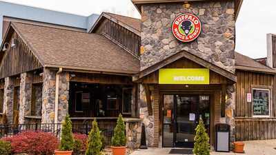 Buffalo Wings & Rings, Columbus