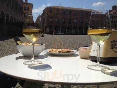 Bar La Piazza, Modena