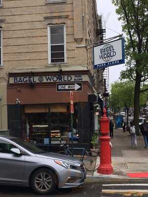 Bagel World, Brooklyn