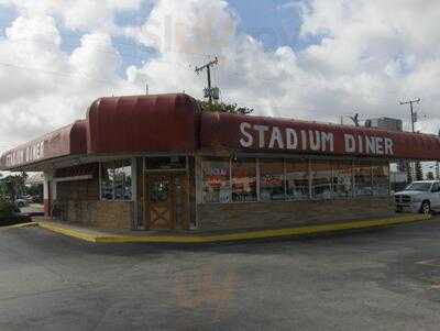 Stadium Diner, Miami