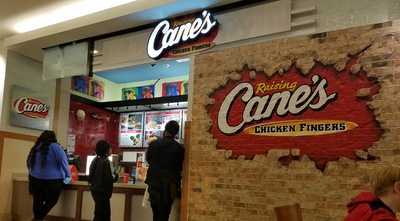 Raising Cane's Chicken Fingers, Saint Louis