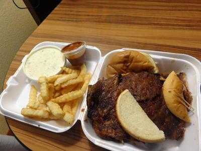 Tops Bar-b-q - Berclair