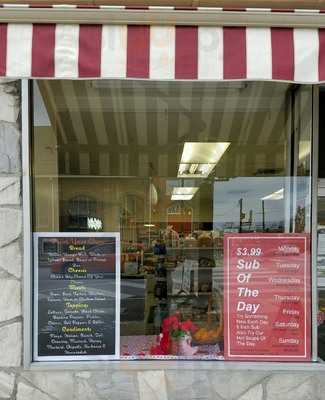 DeLuca's Bakery, Pittsburgh