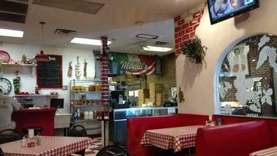 Minnelli's Pizza, Columbus