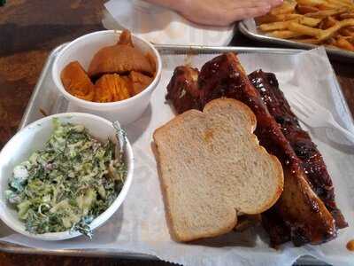 The Pit BBQ Grille, Columbus