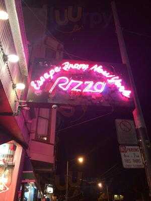 Escape From New York Pizza