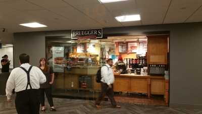 Brueggers Bagel Bakery, Minneapolis