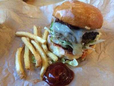 LIttle Big Burger, Portland