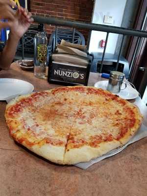 Nunzio's Pizzeria, Boston