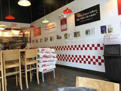 Five Guys, Chicago