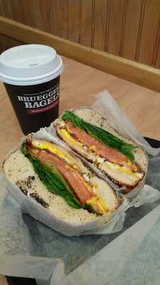 Bruegger's Bagels, Pittsburgh