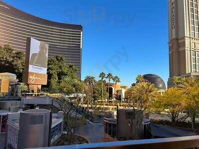 Neiman Marcus Caafe, Las Vegas