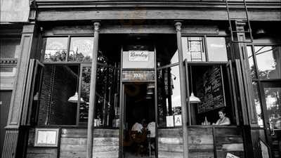 Whiskey Burger, Brooklyn