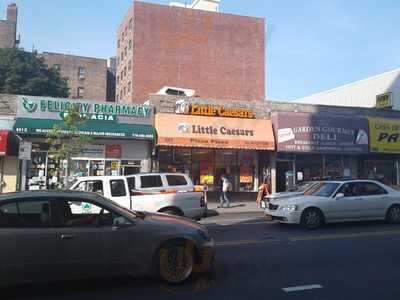 Little Caesars Tremont Ave, Bronx