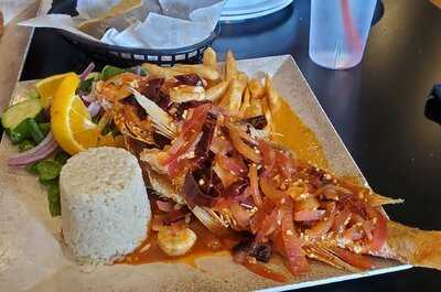 Mariscos El Gato, Saint Louis