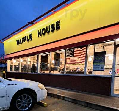 Waffle House, Saint Louis