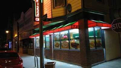 Bennys Pizza, Milwaukee