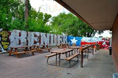 Bender Bar & Grill, Austin