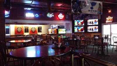 Hotshots Sports Bar & Grill, South County, Saint Louis