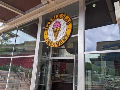 marble slab creamery - la cantera mall, San Antonio