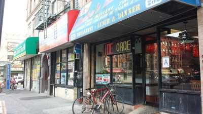 Jimbo's Hamburgers, Bronx