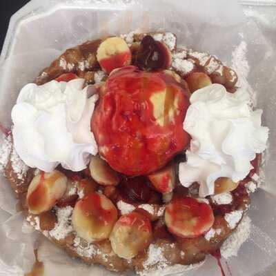 Funnelcake Paradise, Dallas