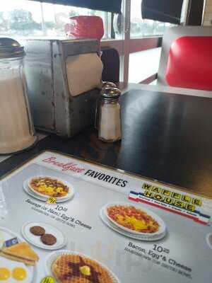 Waffle House, Tampa