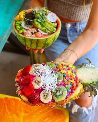 OOH RAW! Poke + Juice Bar, Miami