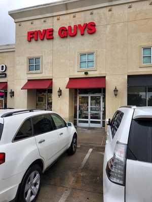 Five Guys, Dallas