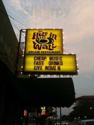 Hole in the Wall, Austin