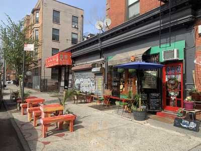 Lucky House  Kitchen, Brooklyn