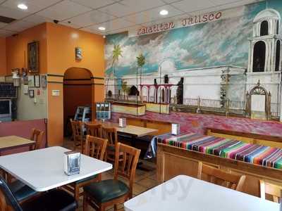 Cucos Taqueria