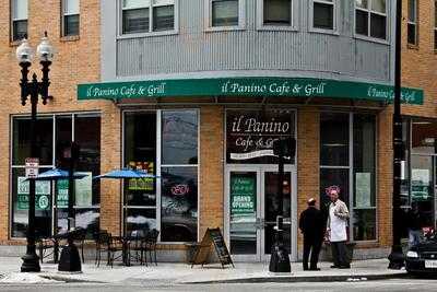 il Panino Cafe and Grill, Boston