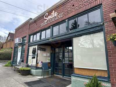 Smile Thai Cuisine, Seattle