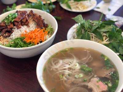 Pho Phi, Austin