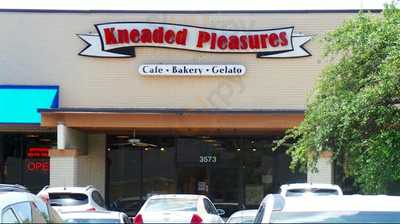 Kneaded Pleasures Bakery Cafe, Austin