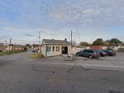 McLain's BBQ and Pizza, Saint Louis