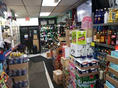 Green Garden Liquor And Deli