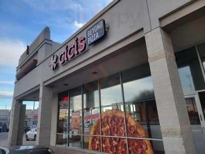 Cicis Pizza, Dallas