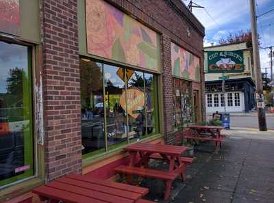 Cup & Saucer Cafe, Portland