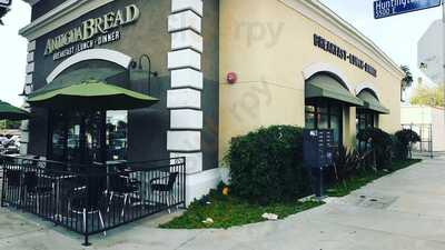 Antigua Bread, Los Angeles