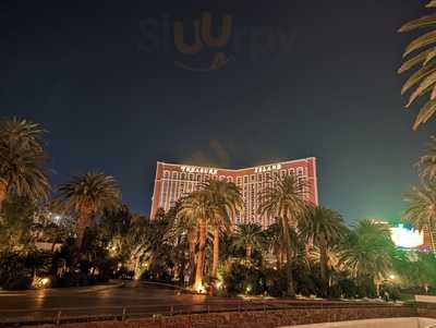 Treasure Island Pool & Cabanas, Las Vegas